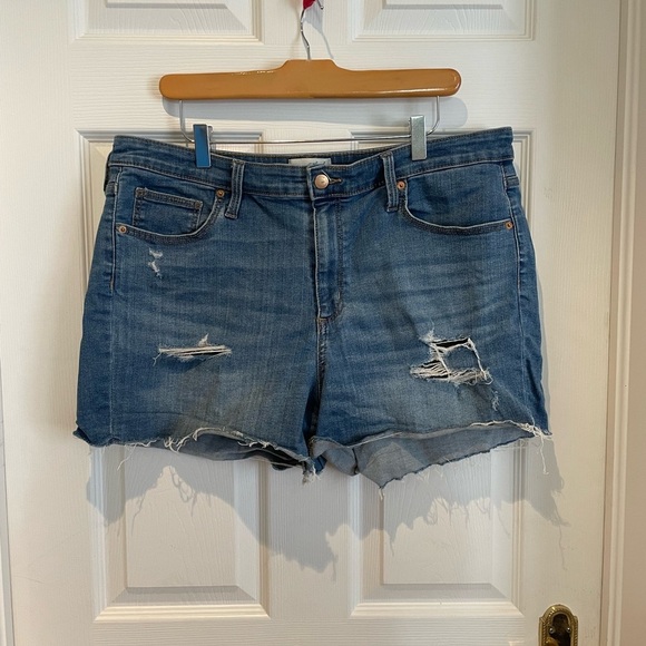Women’s Jean shorts - Picture 1 of 3